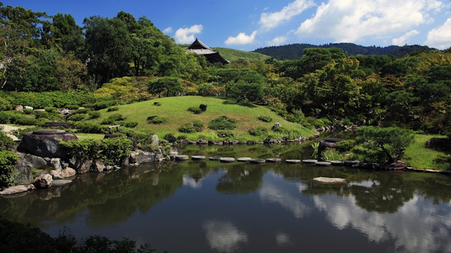 (Isui-en garden View from), Todaiji Temple, Nara ..Todaiji Temple Nandaimon.., Kinki, Japan