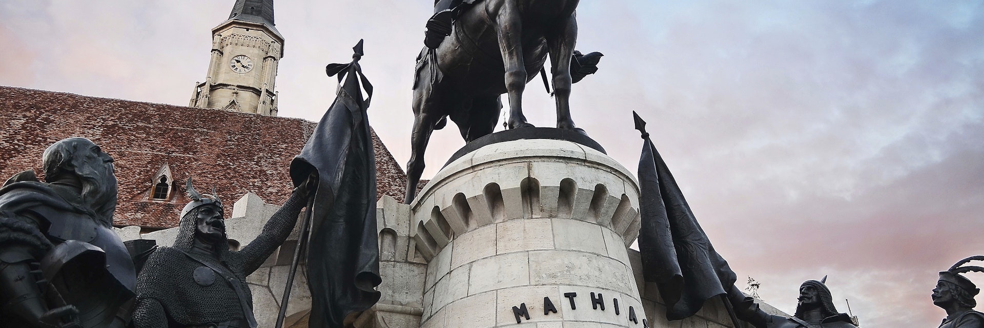 Mathias Rex statue