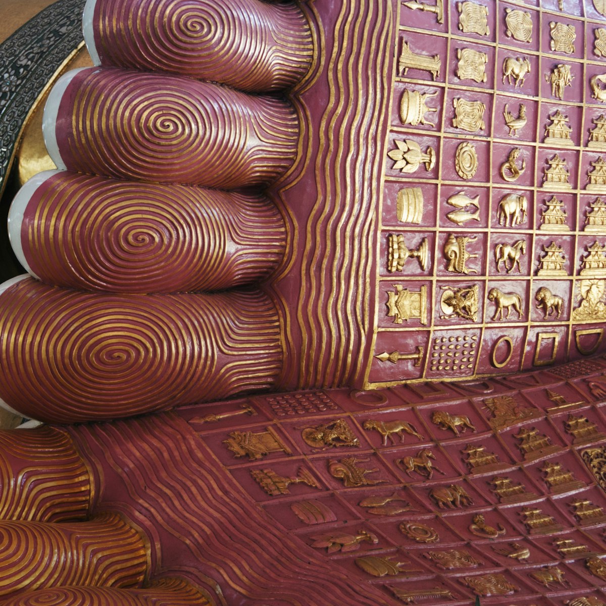 Feet of giant Buddha, Chauk Htat Gyi Paya, Yangon