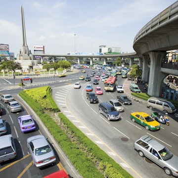 Overhead of traffic around Victory Monument.