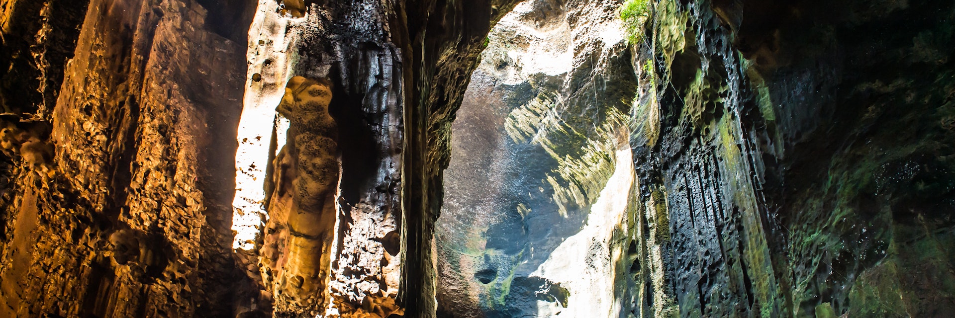 Gomantong Caves Beauty - Borneo Sabah Malaysia