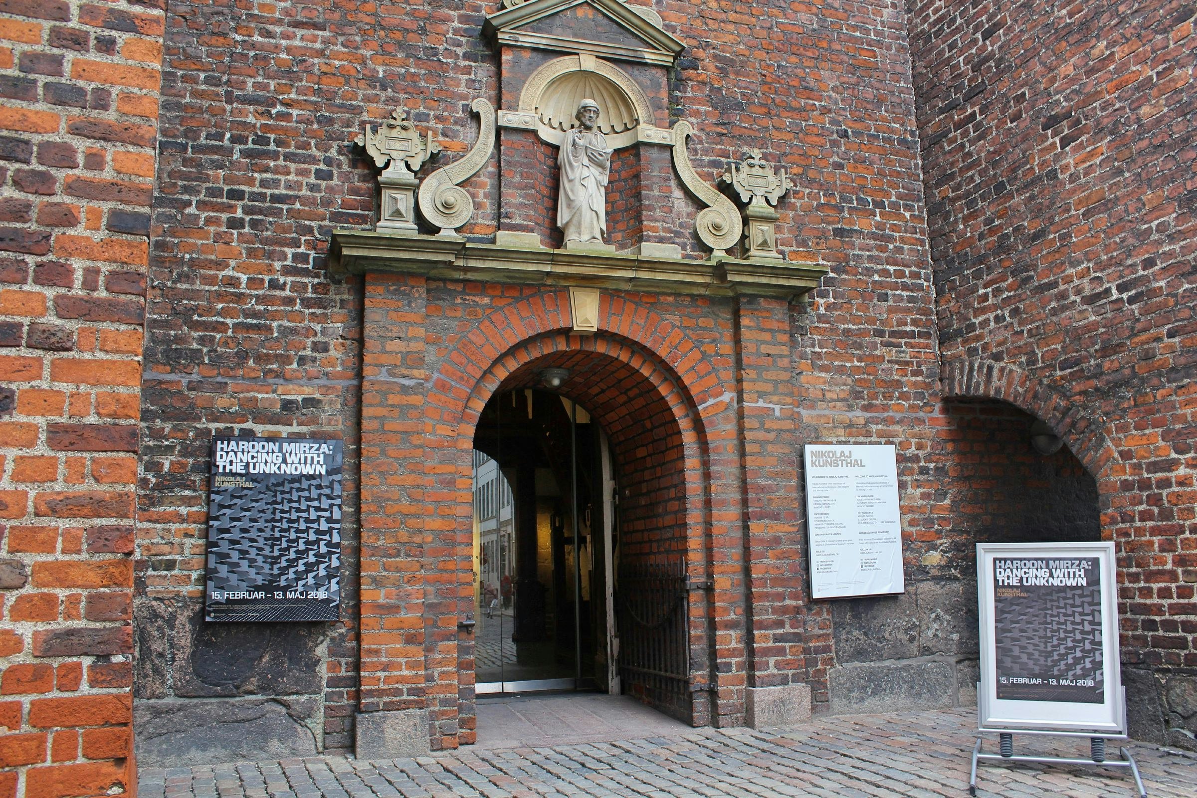 Nikolaj Kunsthal, entrance wide shot