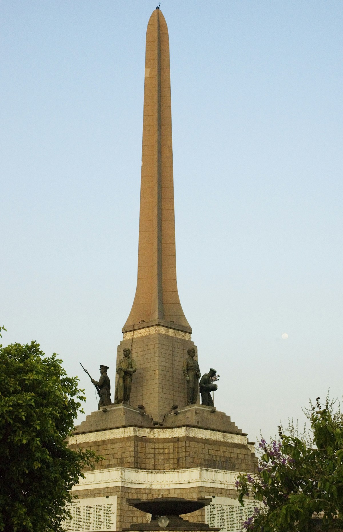 Victory Monument.