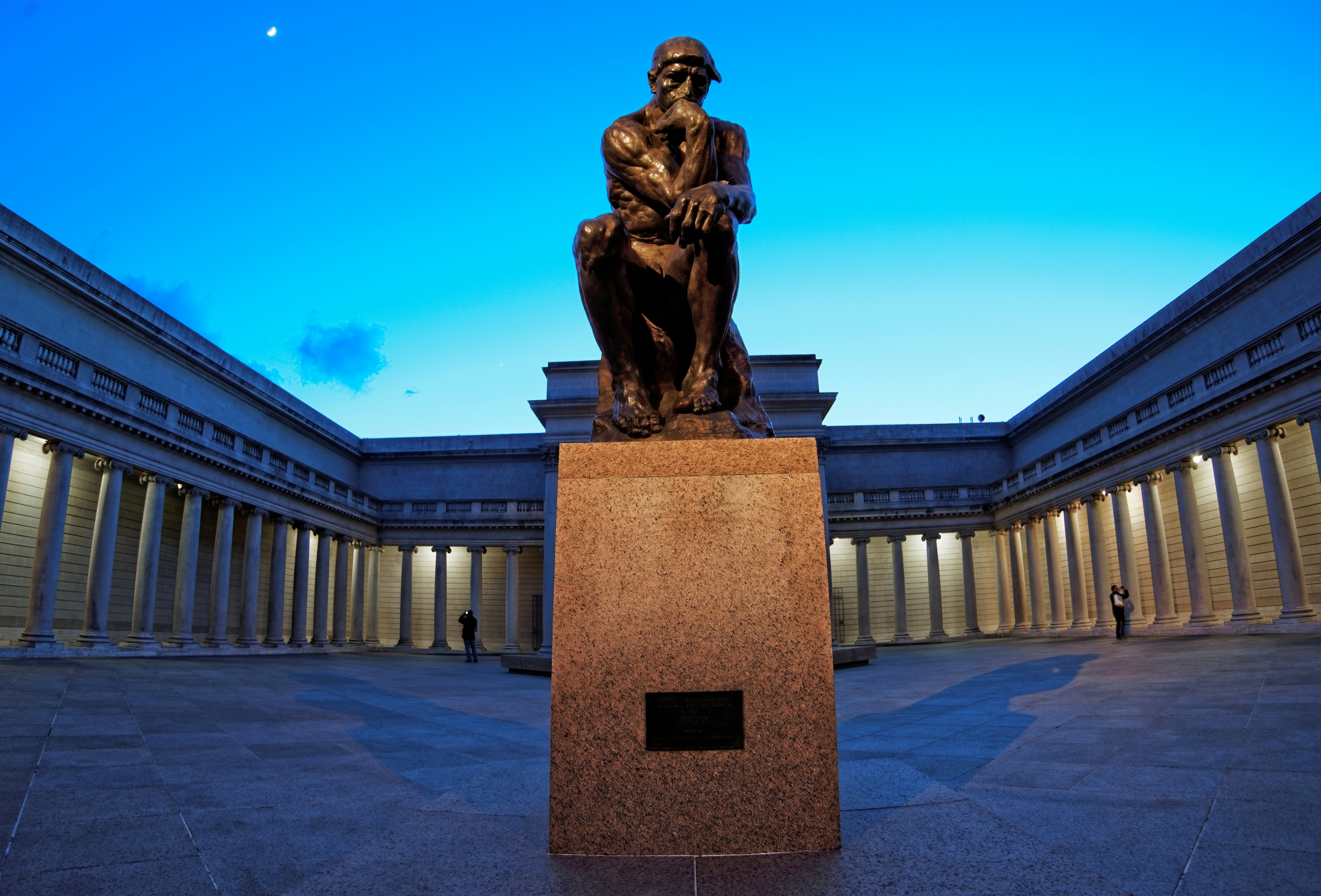 Statue of the Thinker installed at the front of the courtyard at the Palace of the Legion of Honor in San Francisco