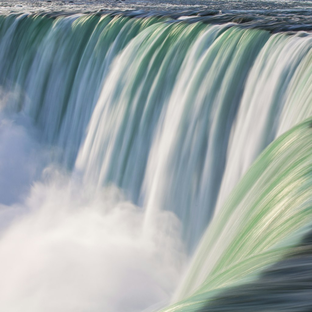 Canada, Ontario, Niagara, Niagara Falls, View of Table Rock visitor center and Horseshoe falls