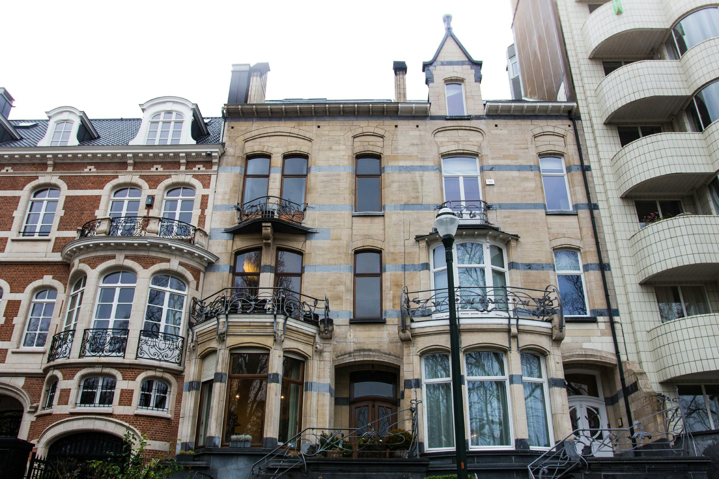 Ave General de Gaulle 38-39 facade