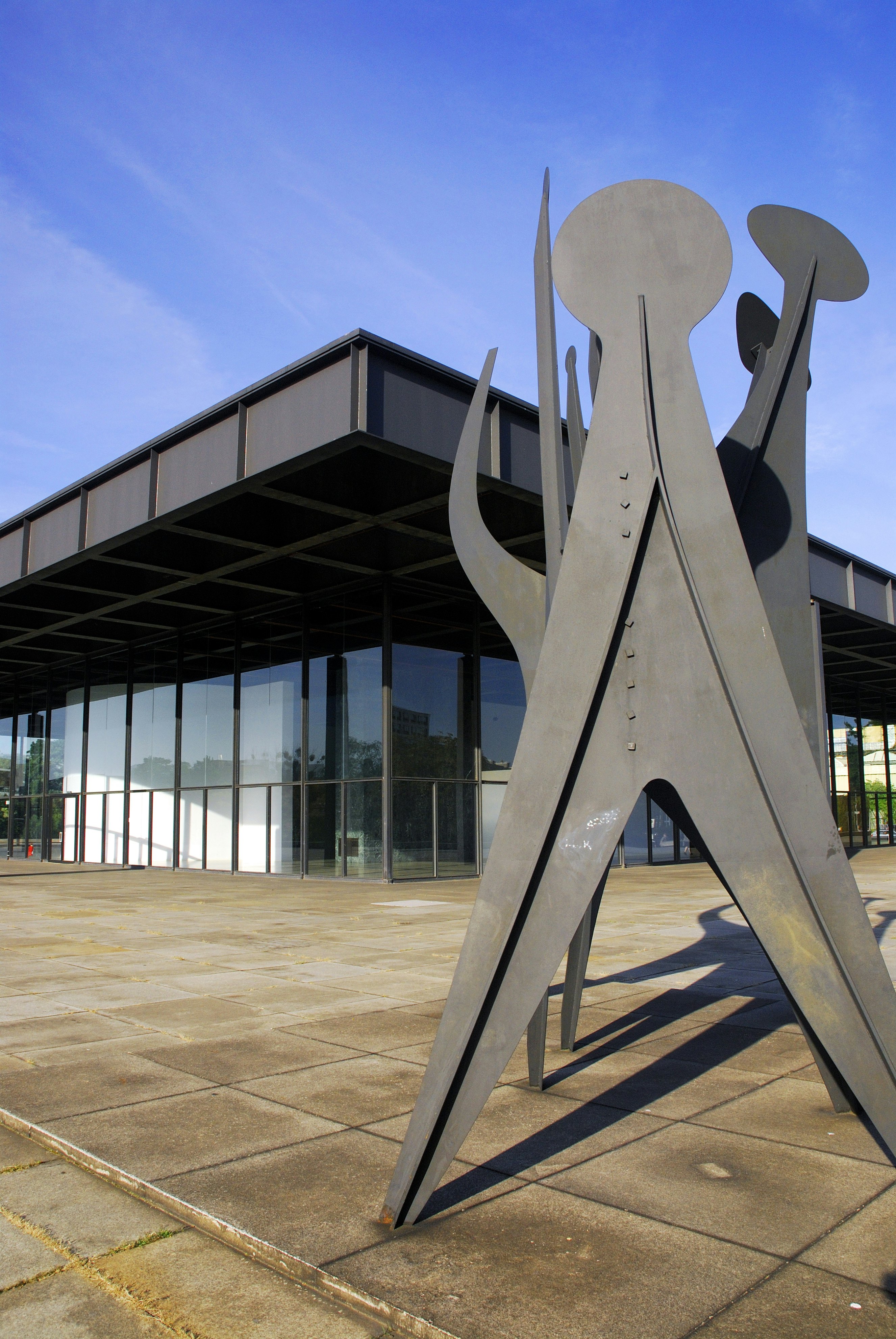 Tetes et Queue sculpture by Alexander Calder, outside New National Gallery (Neue Nationalgalerie).