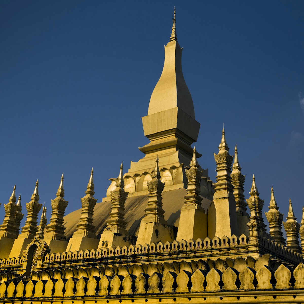Pha That Luang Stupa National Monument