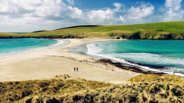 Sandbar, known as a tombolo, connecting St Ninian's Isle with the mainland of the Shetland Islands off the north of Scotland.