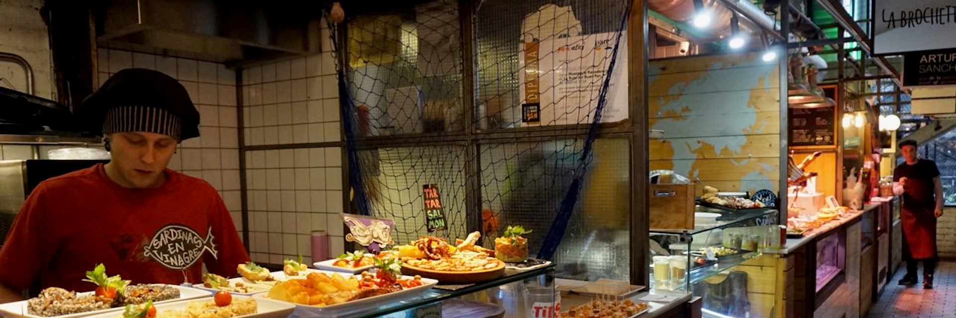 Stands inside Mercado de San Ildefonso