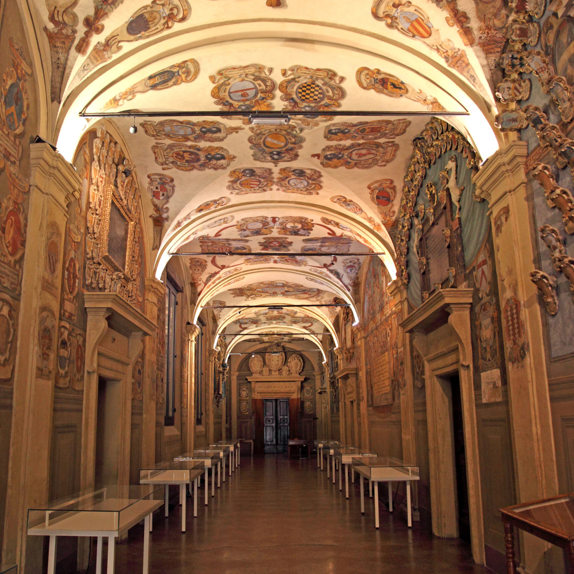 Passage in Palazzo dell'Archiginnasio.