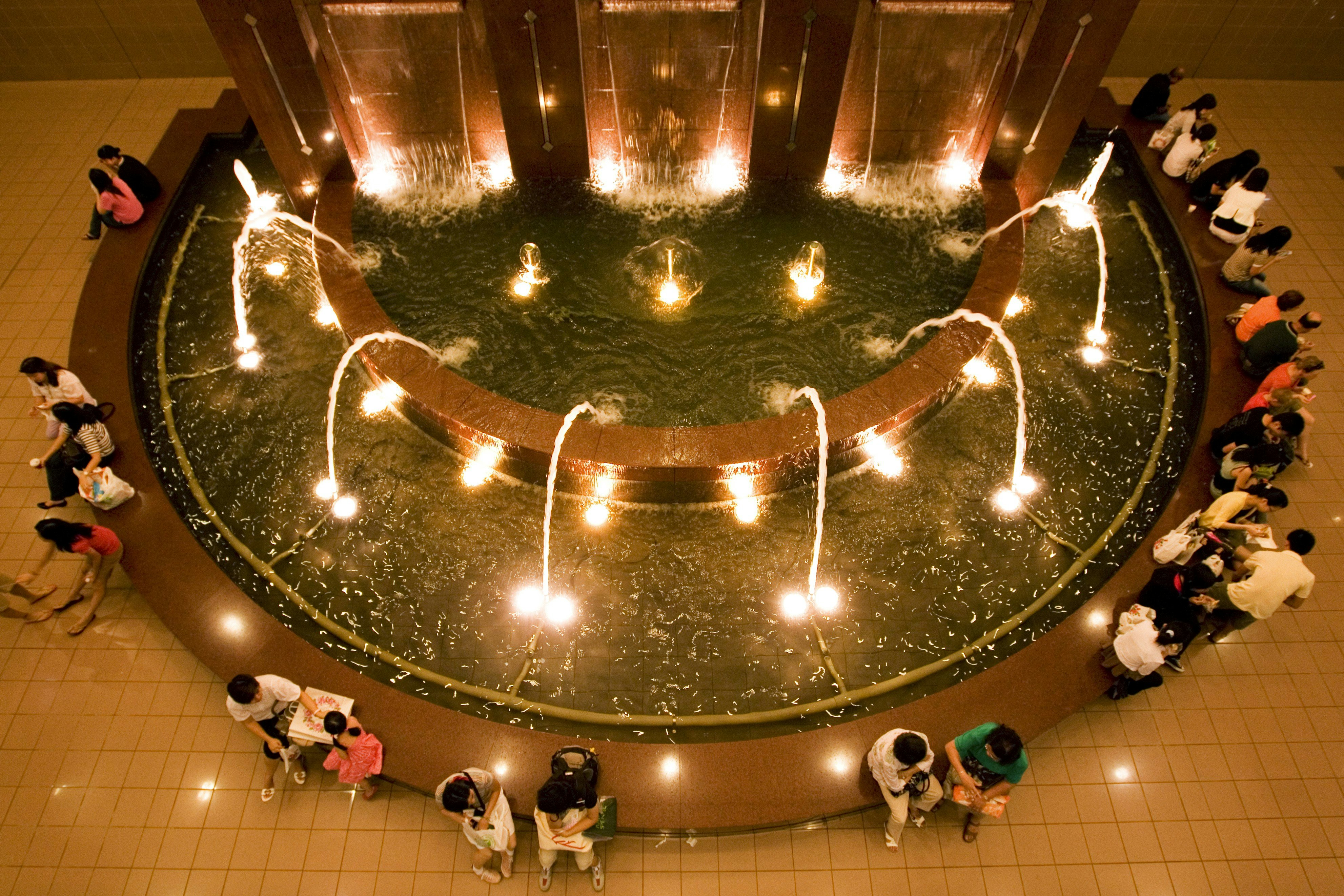 Ngee Ann City Shopping Centre Fountain.