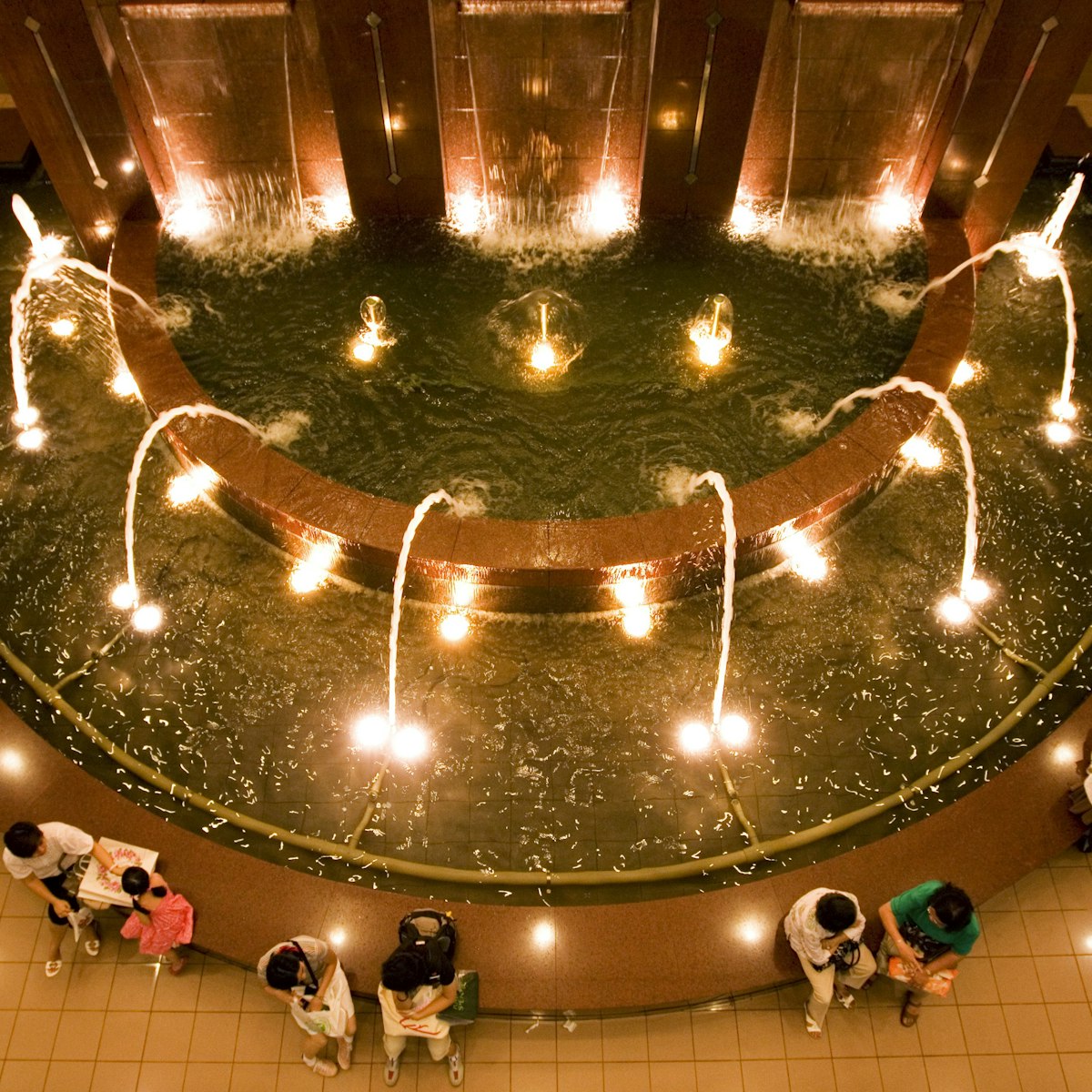 Ngee Ann City Shopping Centre Fountain.