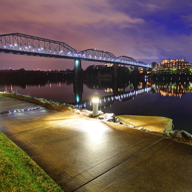 Walnut St. Bridge is one of the world's longest pedestrian bridge. It connects downtown Chattanooga to the north shore.