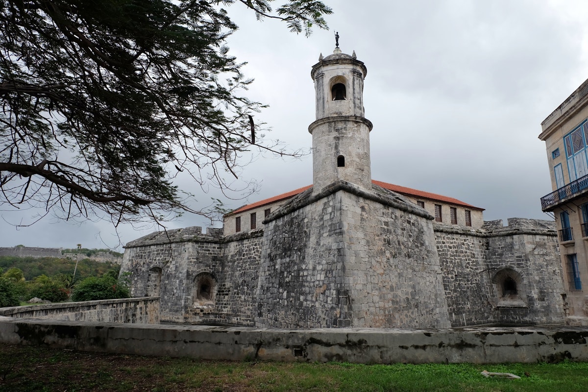 Castillo de la Real Fuerza guarded the entrance of the Havana Bat back in the 16th Century.