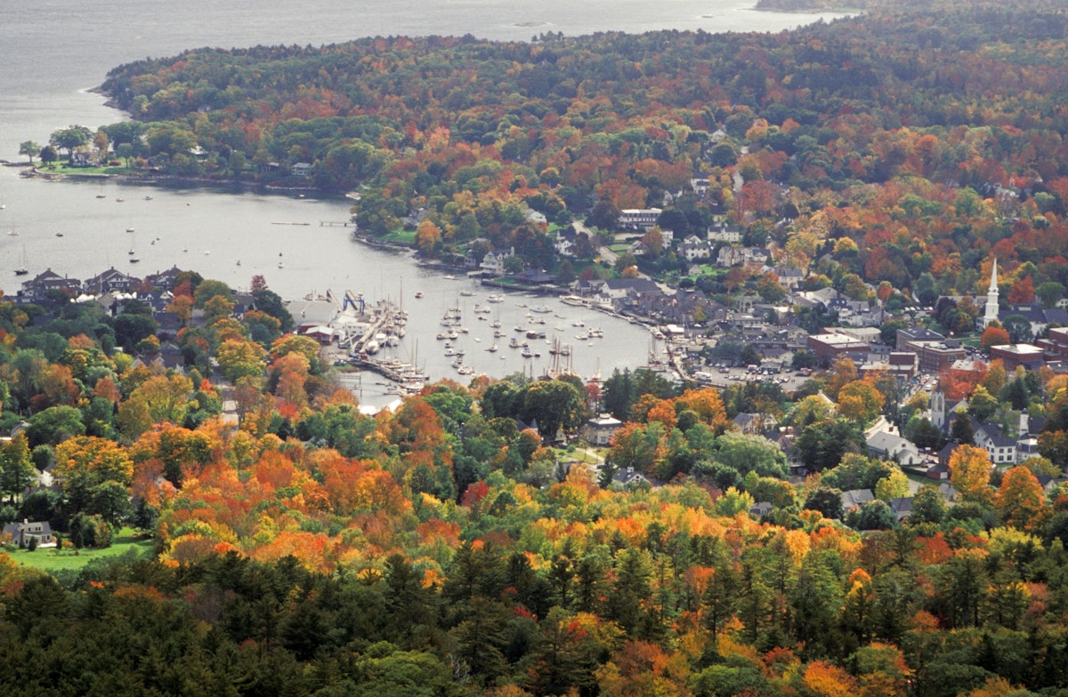 Maine, Camden Harbor, Camden Hills State Park, Penobscot Bay, View From Mount Batti. (Photo by: Jeff Greenberg/UIG via Getty Images)