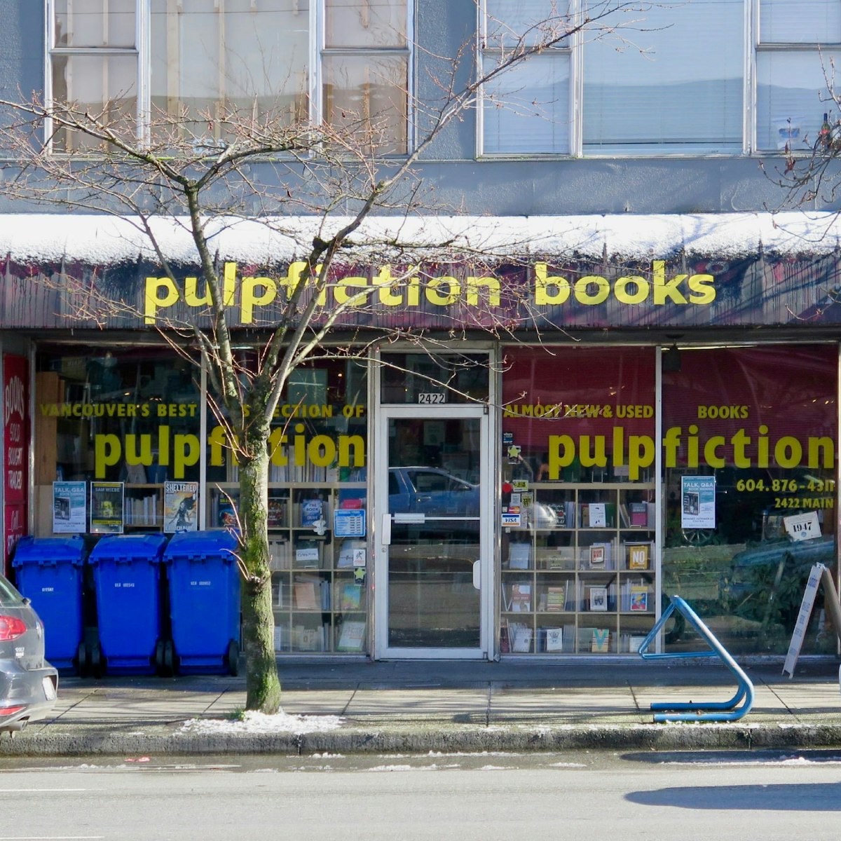 Exterior of the Pulpfiction Books store