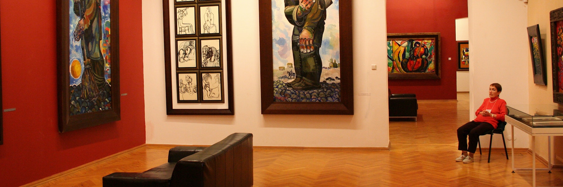 Interior of Tsereteli Gallery.