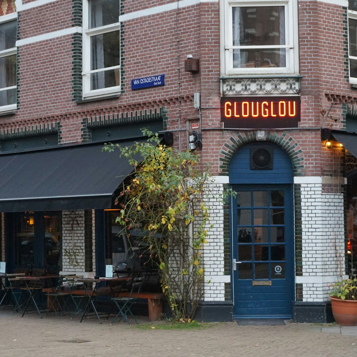 Glou Glou specialises in natural wines