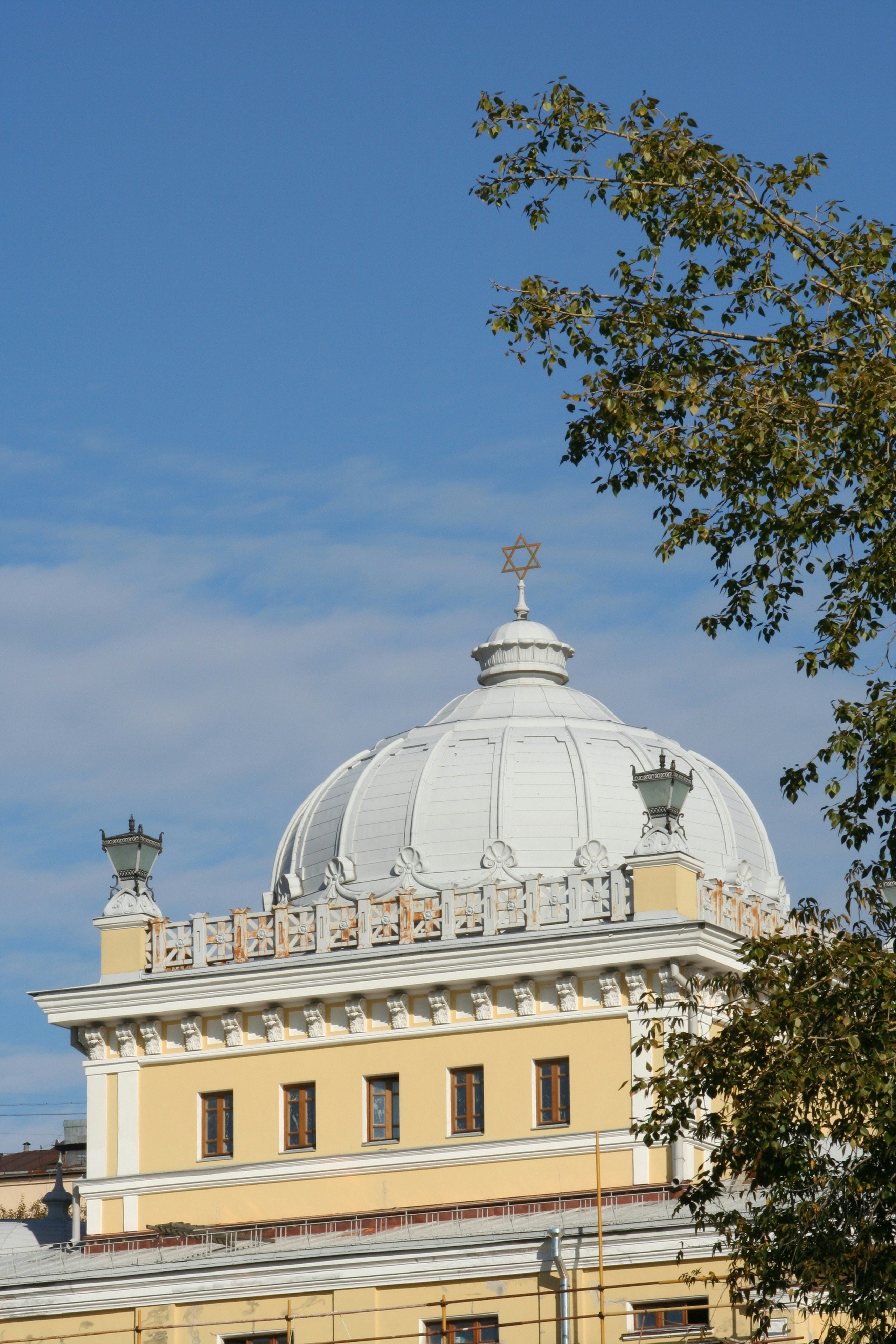 Exterior of Moscow Choral Synagogue.