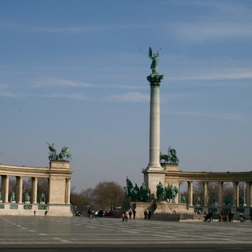 Heroes' Square