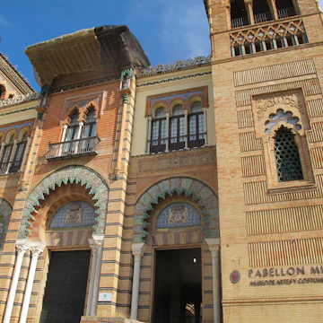 Museo de Artes y Costumbres Populares museum sign on facade