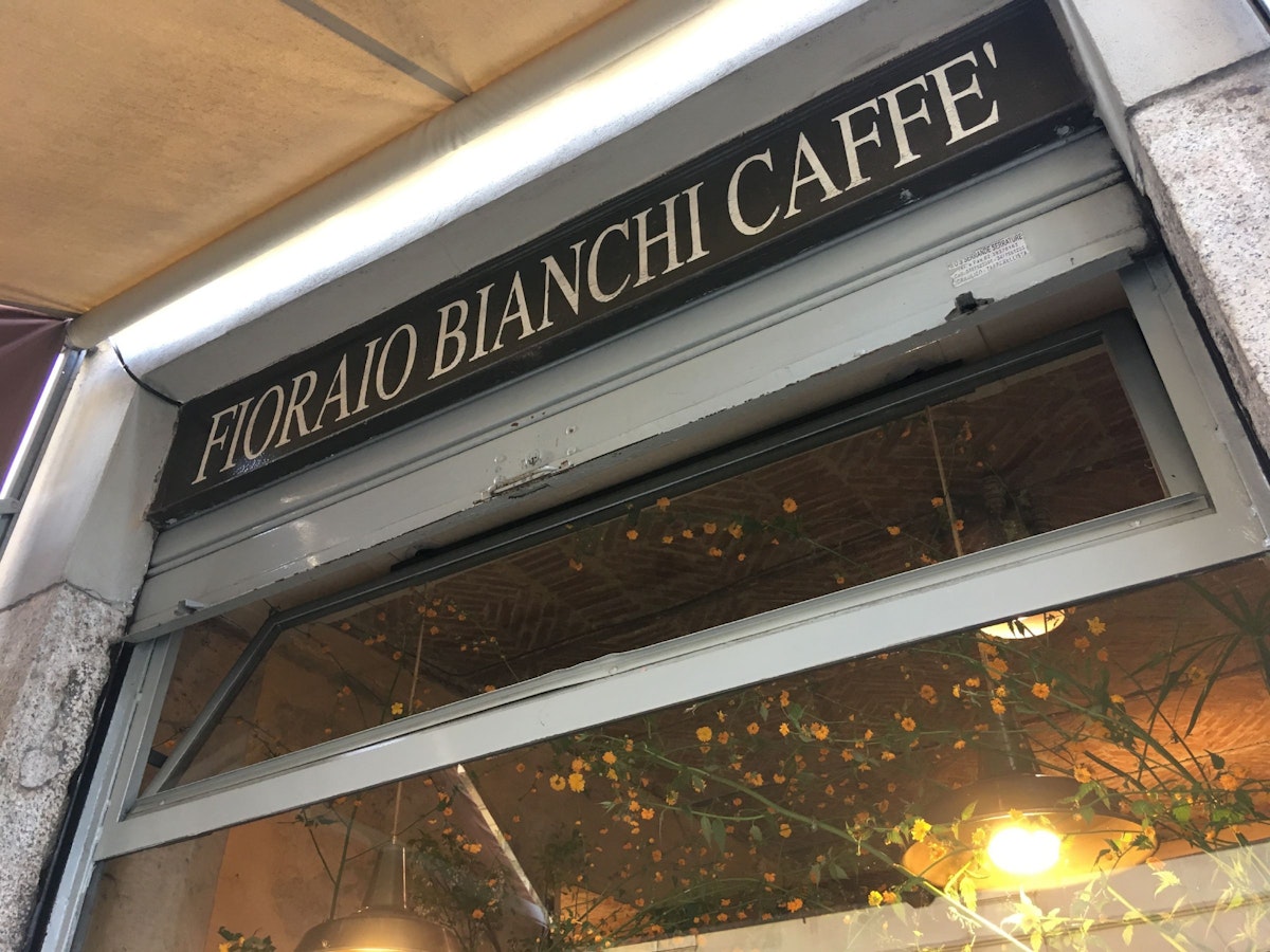 Fioraio Bianchi Caffè shop sign and window.