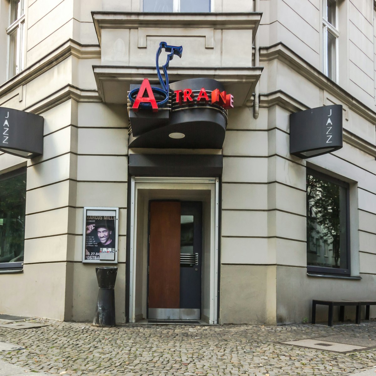 A-Trane, Jazz Bar Entrance