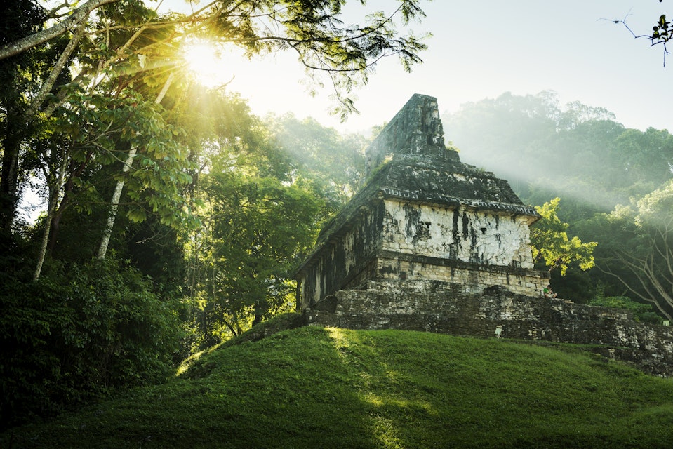 El Palacio Mayan ruin.