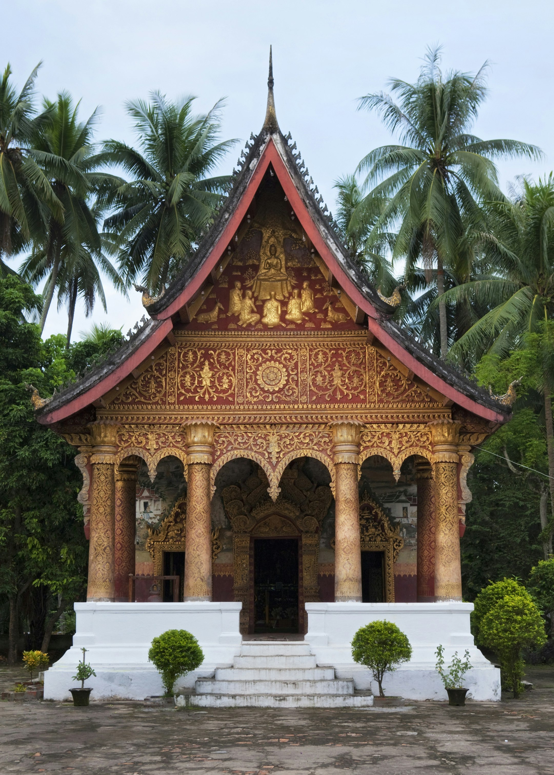 Wat Pa Phai, Th Sisavang Vatthana.