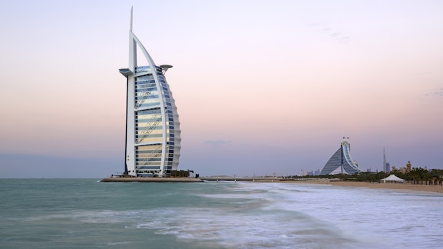 United Arab Emirates, Dubai, Jumeira beach, Hotel Mina A'Salam Madinat Jumeirah with View of Burj Al Arab hotel