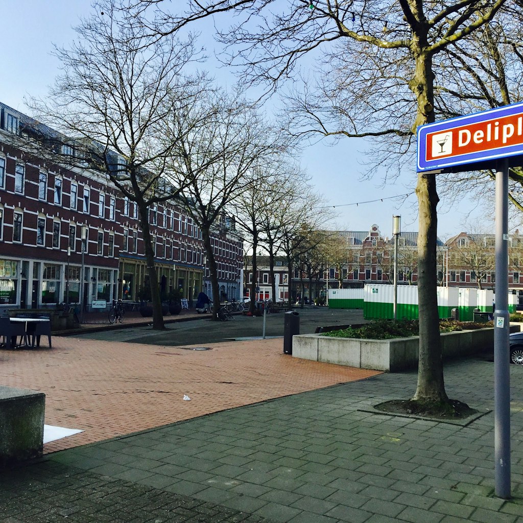 Signpost at Deliplein.