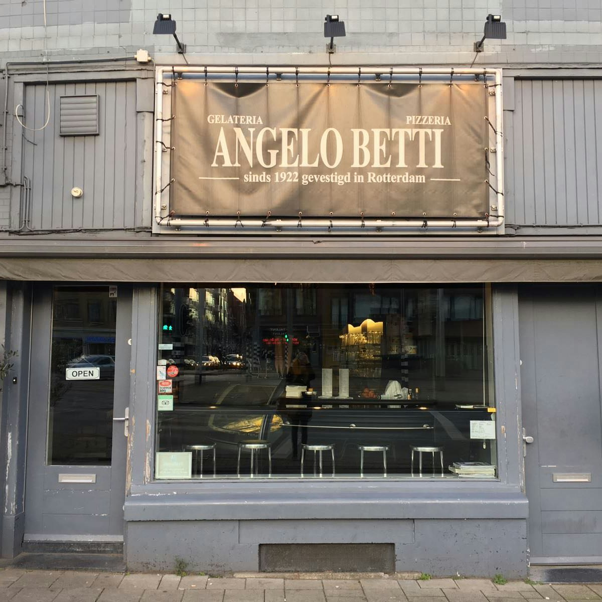 Angelo Betti, facade