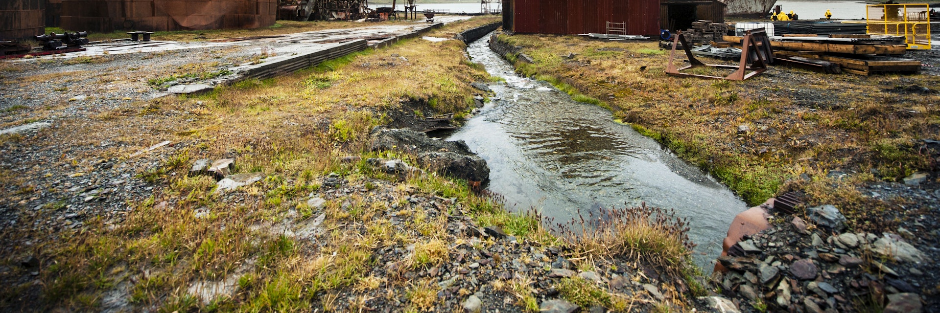 Abandoned facilities tells us a story about the whaling days in South Georgia back to the 1900s.