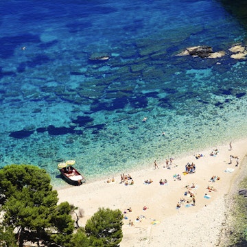 Overview of beach between Messina and Catania.