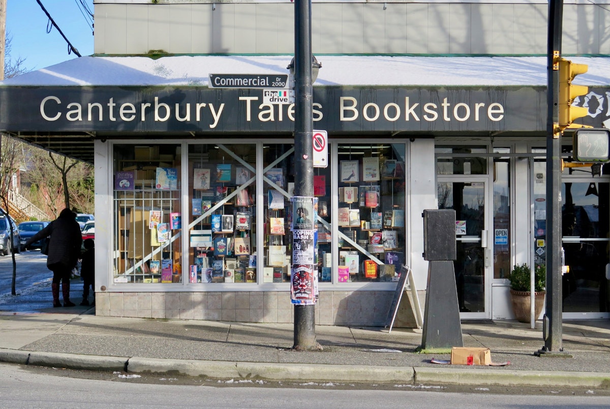 Exterior of Canterbury Tales bookshop