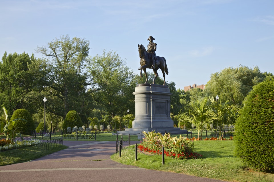 500px Photo ID: 142624811 - BOSTON - JUNE 06: George Washington riding a horse Statue in Boston Commons Public Garden in Central Boston, Massachusetts, USA. Photo taken on June 30, 2014 in Boston, Massachusetts, USA.