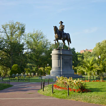 500px Photo ID: 142624811 - BOSTON - JUNE 06: George Washington riding a horse Statue in Boston Commons Public Garden in Central Boston, Massachusetts, USA. Photo taken on June 30, 2014 in Boston, Massachusetts, USA.