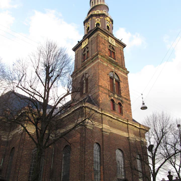 Vor Frelsers Kirke (church).