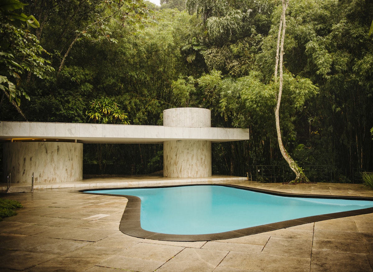 Modern swimming pool in the courtyard in the Instituto Moreira Salles in Rio de Janeiro.