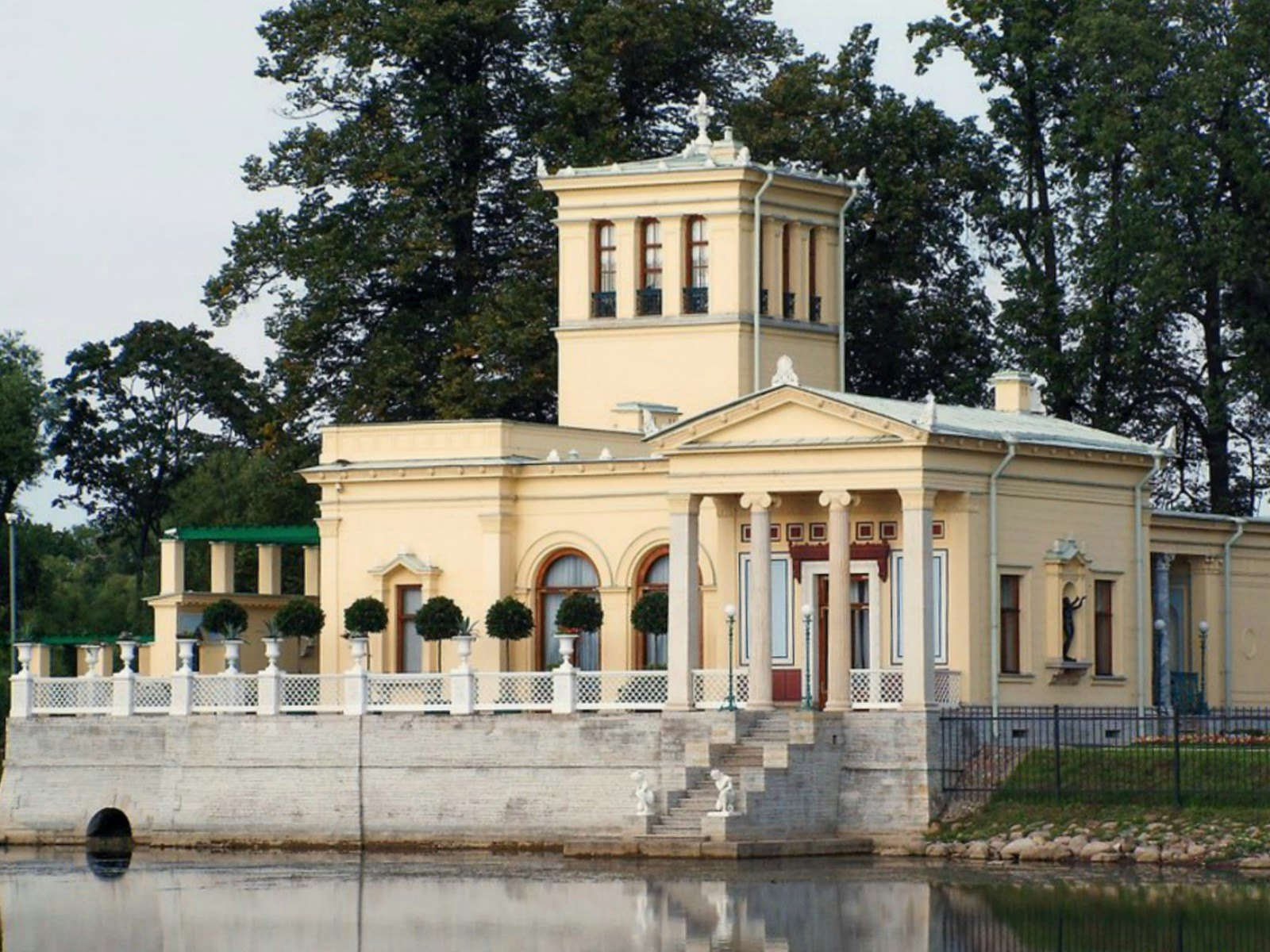 Image of Tsaritsyn & Olgin Pavilions