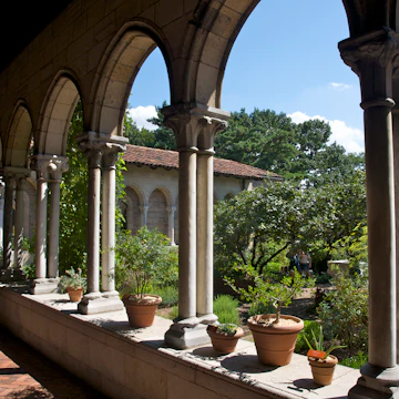 The Cloisters, Double capitals on columns in Trie Cloister, part of the Metropolitan Museum of Art, Ft. Tryon Park, Upper Manhattan, New York, NY