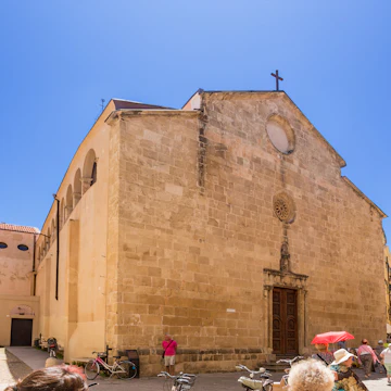 ALGHERO, SARDINIA, ITALY - JUL 07, 2016: The Church of San Francesco, the 14th century; Shutterstock ID 703363372; Your name (First / Last): Anna Tyler; GL account no.: 65050; Netsuite department name: Online Editorial; Full Product or Project name including edition: destination-image-southern-europe
