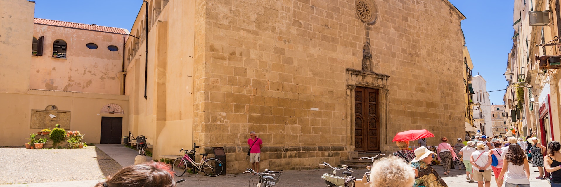 ALGHERO, SARDINIA, ITALY - JUL 07, 2016:  The Church of San Francesco, the 14th century; Shutterstock ID 703363372; Your name (First / Last): Anna Tyler; GL account no.: 65050; Netsuite department name: Online Editorial; Full Product or Project name including edition: destination-image-southern-europe