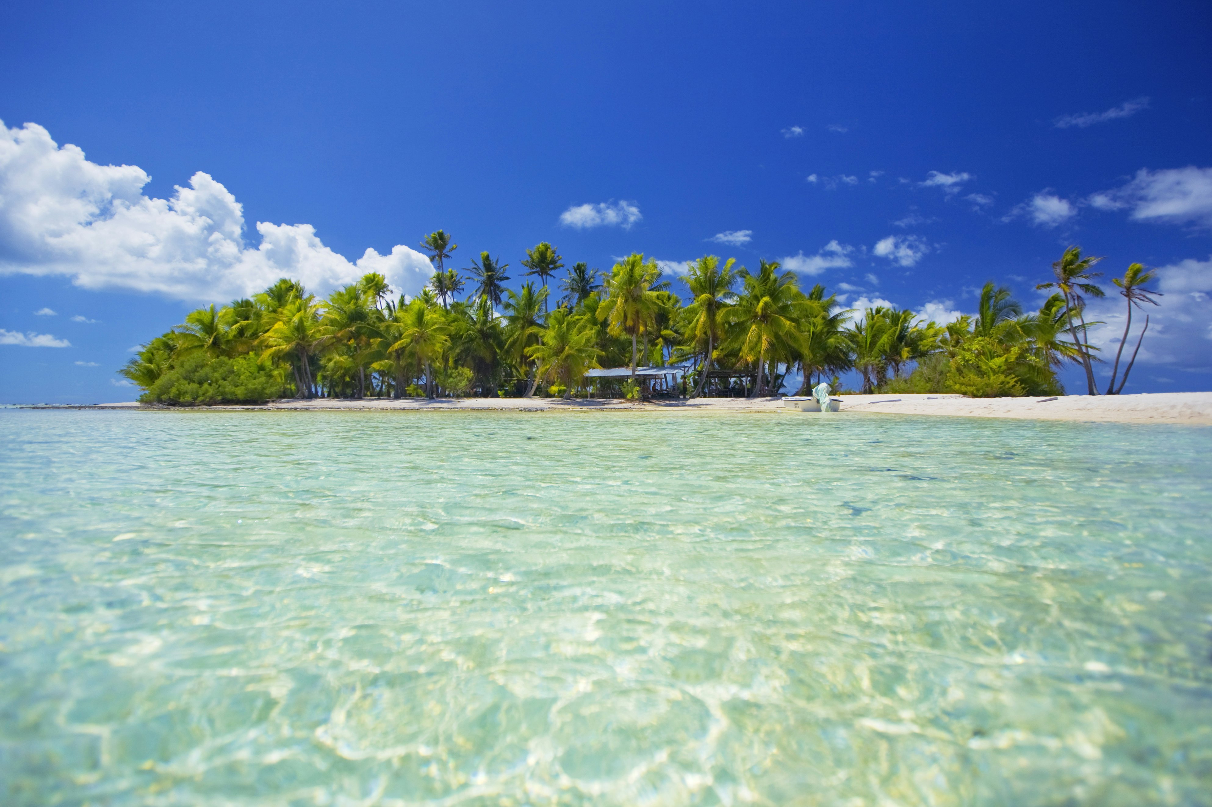 French Polynesia, Tuamotus, Rangiroa, Blue Lagoon