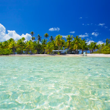 French Polynesia, Tuamotus, Rangiroa, Blue Lagoon