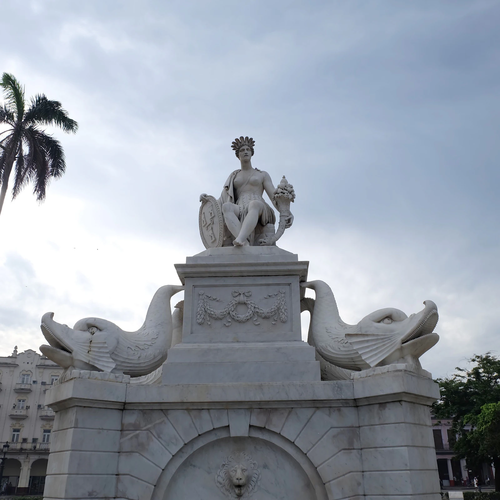 The Fuente de La India was sculpted by Italian artista Giuseppe Gaggini in 1837.