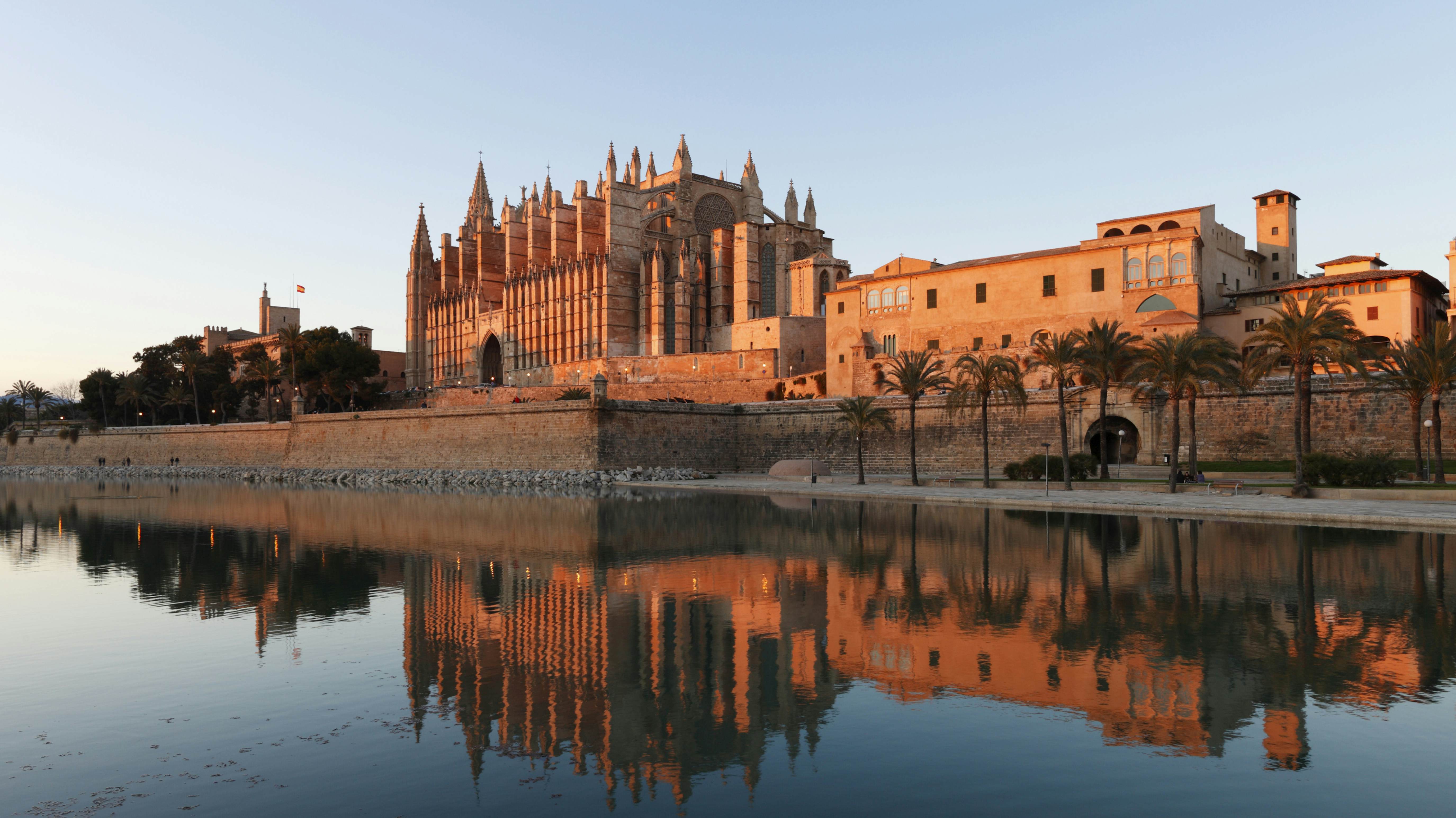 Palau de l'Almudaina | , Spain | Sights - Lonely Planet