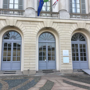 Galleria d’Arte Moderna inner courtyard entrance