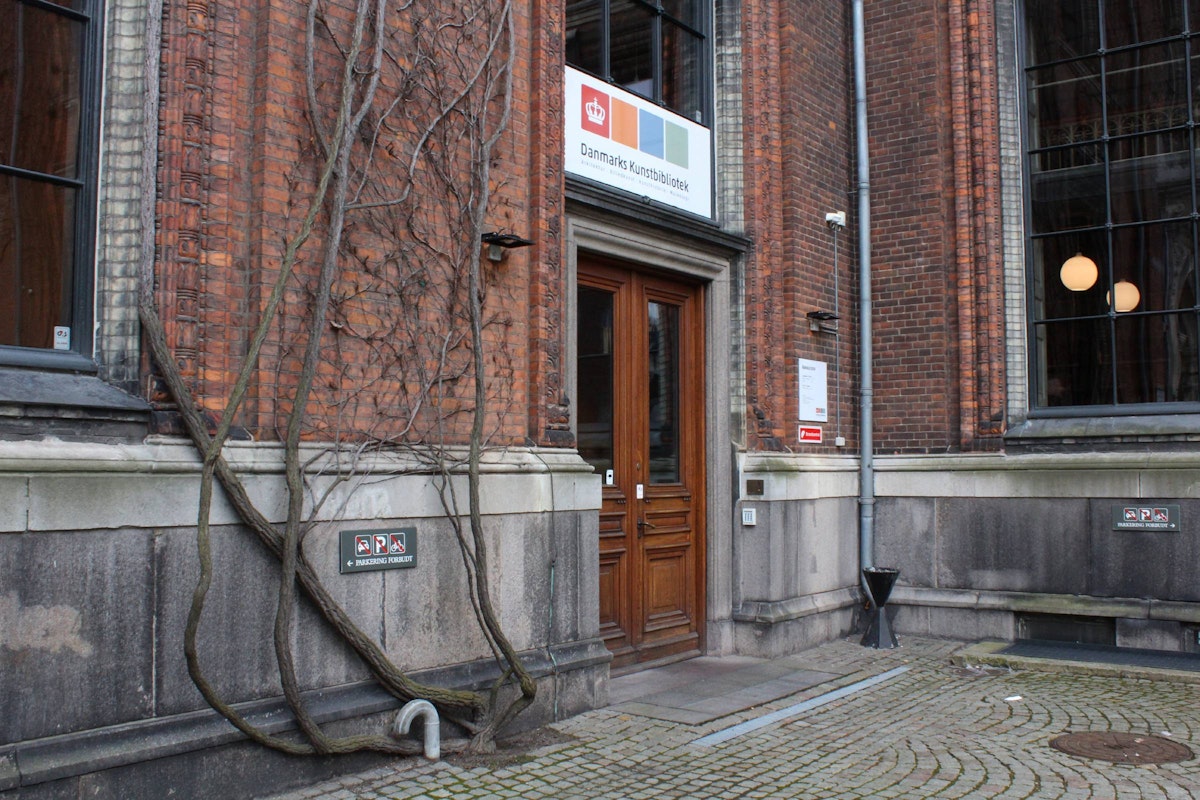 Danmarks Kunstbibliotek, library inner entrance